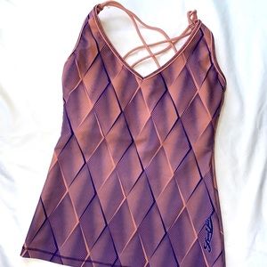 Luna Jai yoga workout top optical Illusion